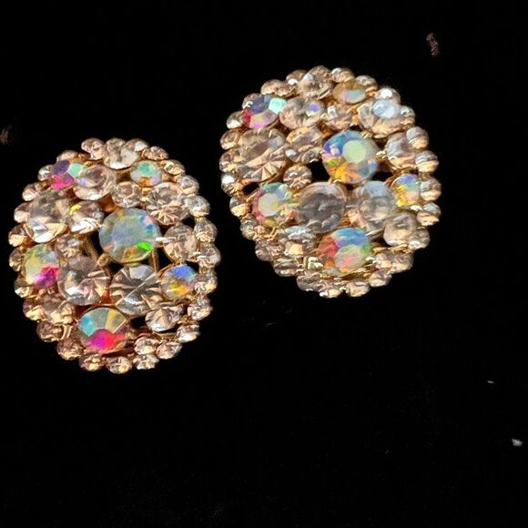 ✨ New crystal & rhinestone SPARKLING ✨ cluster earrings ✨ - Picture 3 of 8